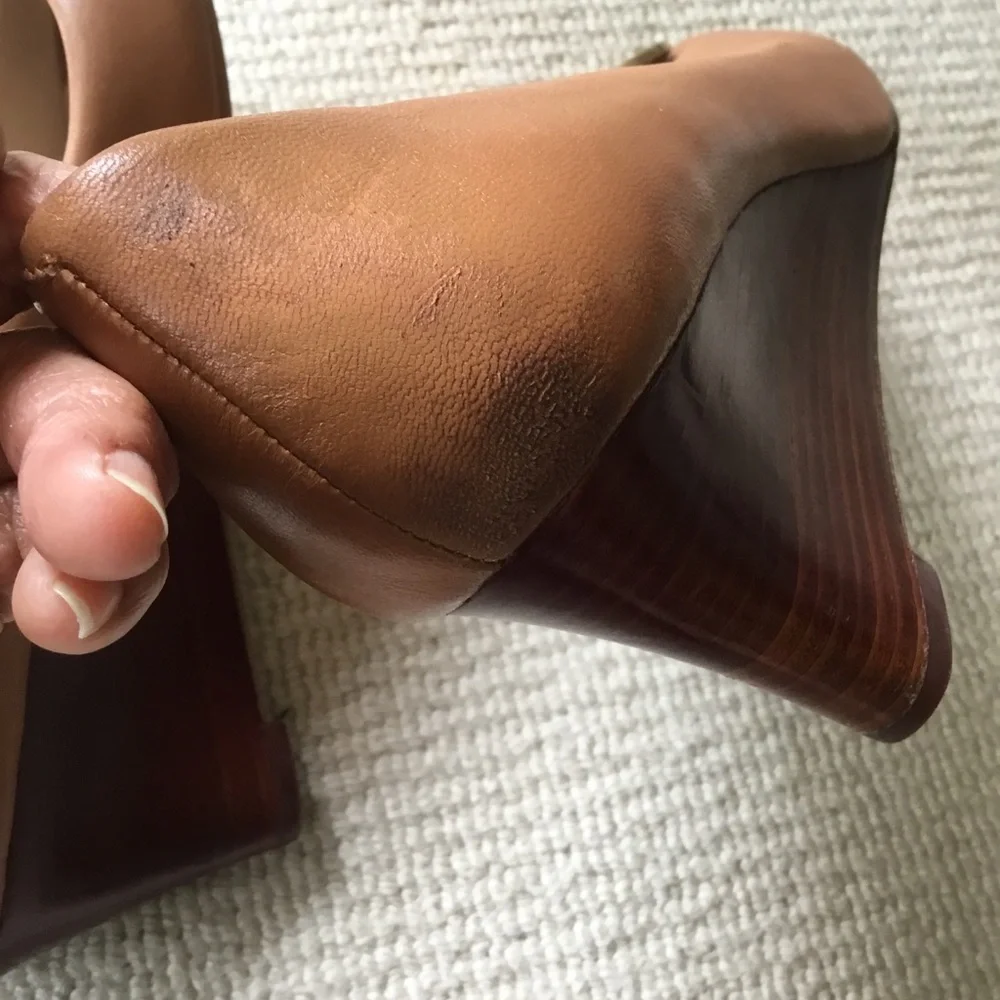 Tory Burch classic tory